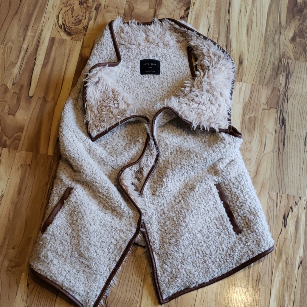 Love Tree Vest